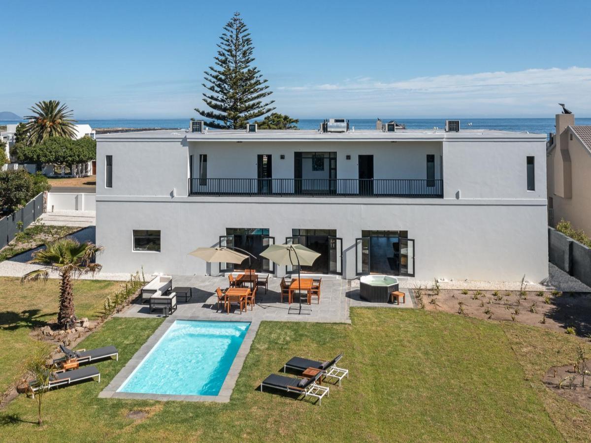 Glow Boutique Suites & Guesthouse Hermanus Extérieur photo