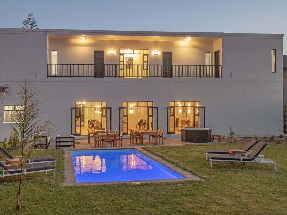 Glow Boutique Suites & Guesthouse Hermanus Extérieur photo